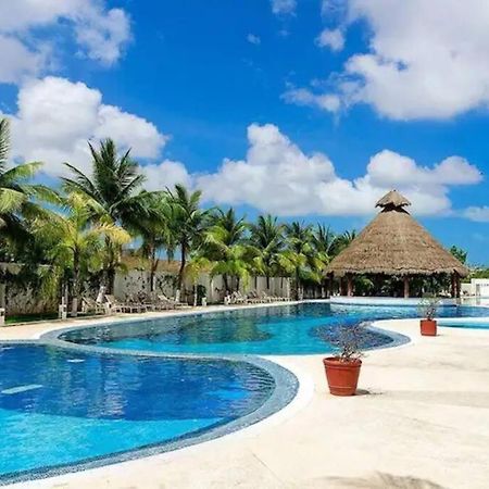Home & Office Cancun Pool Exteriör bild
