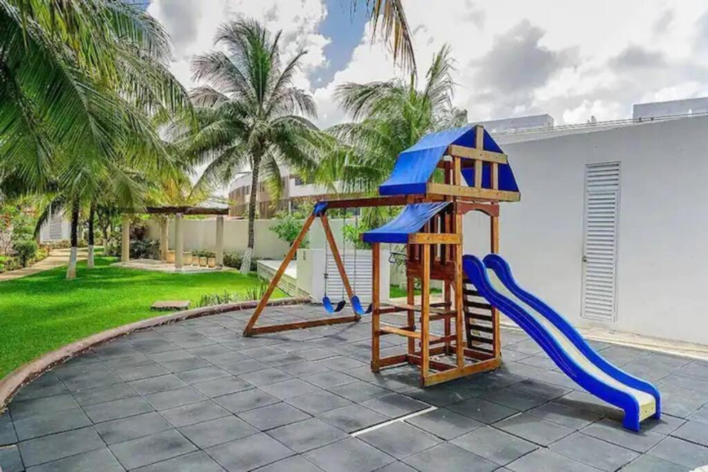 Home & Office Cancun Pool Exteriör bild