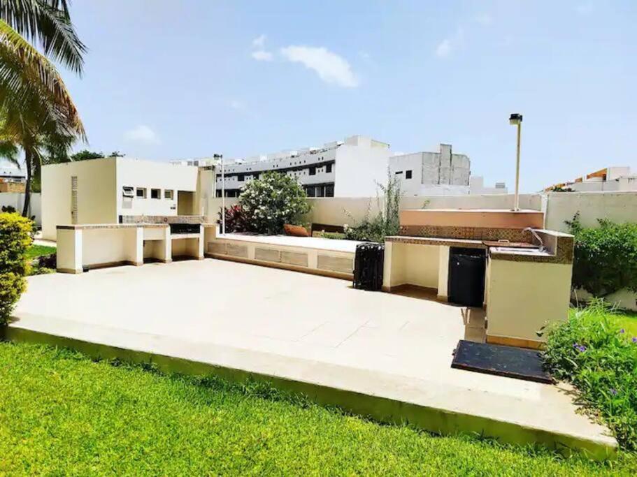 Home & Office Cancun Pool Exteriör bild