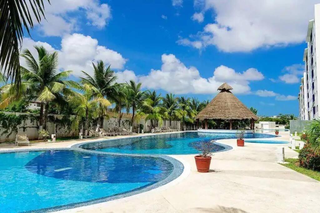 Home & Office Cancun Pool Exteriör bild